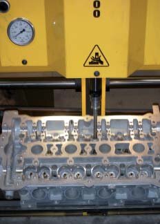01/2010 - Assembling and Disassembling Valve Guides